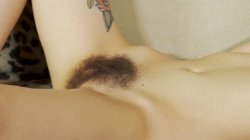 Captura de 'Dark Hairy Bush Pale Skin' nº 100