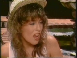 Captura de 'Hilarious Scenes Of Classic Porn' nº 60