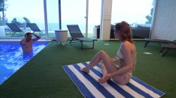 Captura de 'Hot Redhead Fucked by The Pool' nº 5