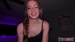 'My Hot Redhead GF Tries Anal For The First Time' screenshot nº 3