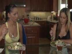 Captura de 'Women Seeking Women Vol. 79' nº 80
