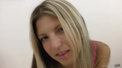 Captura de 'Tiny Gina Gerson Takes Massive Dick in Her Tight Twat' nº 103