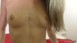 Captura de 'Tiny Gina Gerson Takes Massive Dick in Her Tight Twat' nº 52