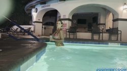 Captura de 'Wet & Wild MILF Fucks Her Step-Son In POV' nº 7