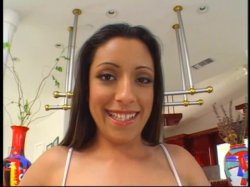 Captura de 'Young Tight Latinas' nº 27