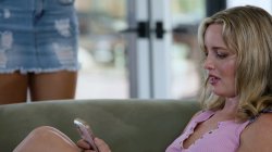 Captura de 'Lesbian Roommates' nº 108