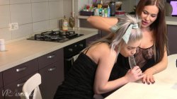 Captura de 'Auntie's Lessons for Her Niece' nº 34