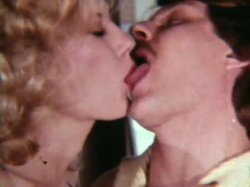 Captura de 'Horny Honeys 113 - Beaver Fever' nº 15