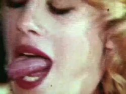 Captura de 'Horny Honeys 113 - Beaver Fever' nº 35