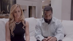 Captura de 'Interracial Family Needs' nº 118