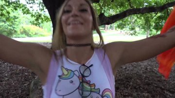 Moka Mora Pleasures Her Pussy Alone