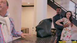 'Teens Love Huge Black Cocks 2' screenshot nº 32