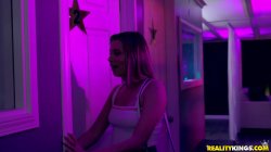 'Teens Love Huge Black Cocks 2' screenshot nº 1