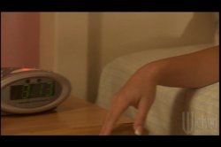 Captura de 'For Love, Money Or A Green Card' nº 32
