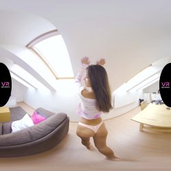'Playing Around the Room' screenshot nº 2