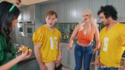 'Filthy Moms 11' screenshot nº 122