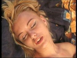 Captura de 'Real Lesbians: Kylie Loves Jenna' nº 43