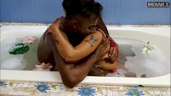 Captura de 'Romantic Sex In Bathtub' nº 21