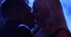 Captura de 'Once in a Blue Moon' nº 8