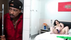 'Black Plumber Plunges Pri's Ass With His Big Prick' screenshot nº 17