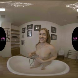 'Waking Up and Orgasming in the Bath' screenshot nº 13