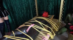 'Sexy Control and Milking of the Two Latex Slaves by Two Dominas' screenshot nº 27