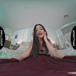 Captura de 'Up Close VR with Jade Kimiko' nº 40
