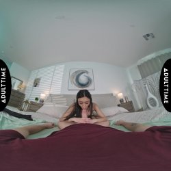 Captura de 'Up Close VR with Jade Kimiko' nº 60