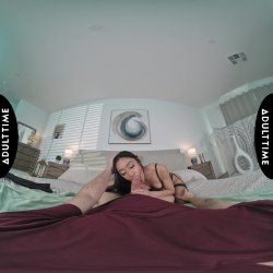 Captura de 'Up Close VR with Jade Kimiko' nº 75
