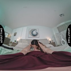 Captura de 'Up Close VR with Jade Kimiko' nº 83