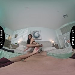 Captura de 'Up Close VR with Jade Kimiko' nº 89