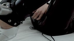 Captura de 'Silicon Doll masturbates in the Clinic' nº 46