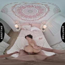 'Up Close VR with Lulu Chu' screenshot nº 91