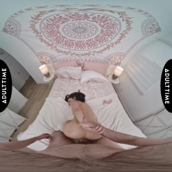 'Up Close VR with Lulu Chu' screenshot nº 93