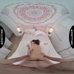 'Up Close VR with Lulu Chu' screenshot nº 97
