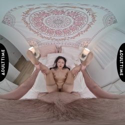 'Up Close VR with Lulu Chu' screenshot nº 118