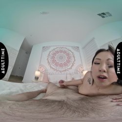 'Up Close VR with Lulu Chu' screenshot nº 131