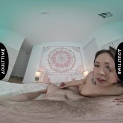 'Up Close VR with Lulu Chu' screenshot nº 135