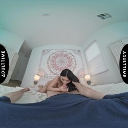 'Up Close VR with Lulu Chu' screenshot nº 37
