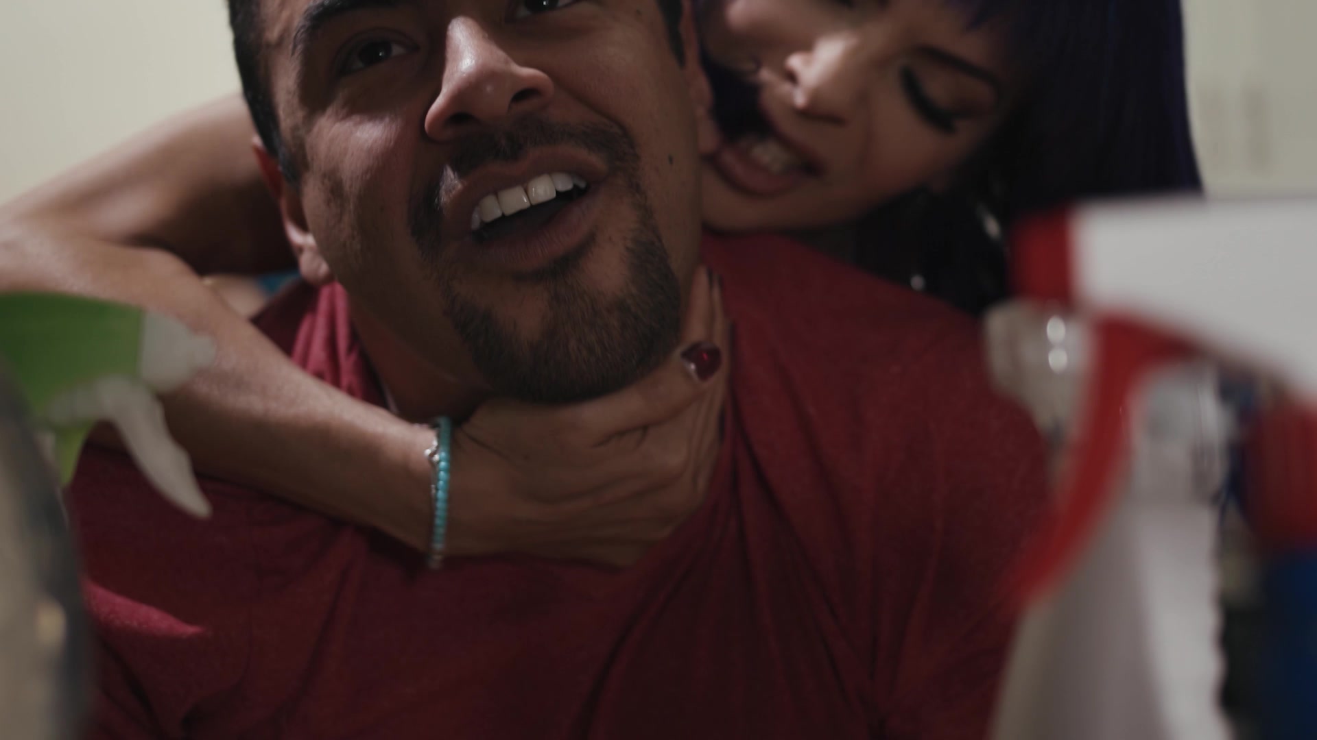 foxxy and draven navarro in answer #1925553