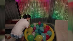Captura de 'Deep in the Ballpit starring Catherine Knight' nº 13