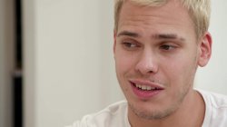 Captura de 'Trans Gangbang Party' nº 94