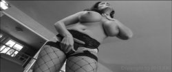 Captura de 'Hot Horny Housewives 4' nº 51
