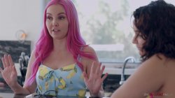 Captura de 'I Knew She Was a Lesbian' nº 41