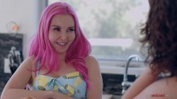 Captura de 'I Knew She Was a Lesbian' nº 8