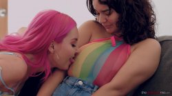 Captura de 'I Knew She Was a Lesbian' nº 89