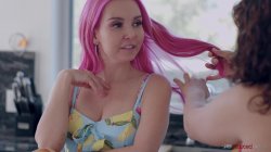 Captura de 'I Knew She Was a Lesbian' nº 9