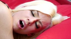 'Cute White Girls Love Big Black Cocks' screenshot nº 45