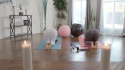 Captura de 'Lesbian Yoga' nº 56