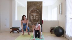 Captura de 'Lesbian Yoga' nº 98